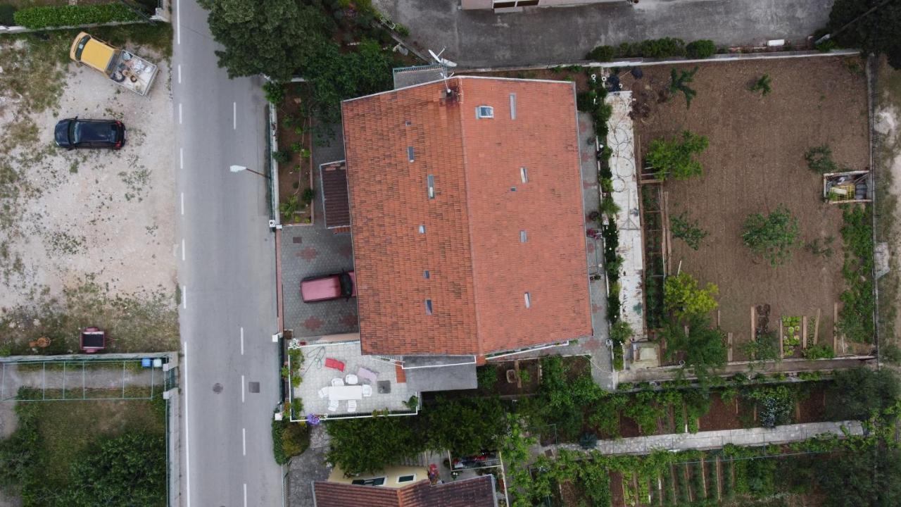 Apartman Palme Hotel ชิเบนิก ภายนอก รูปภาพ