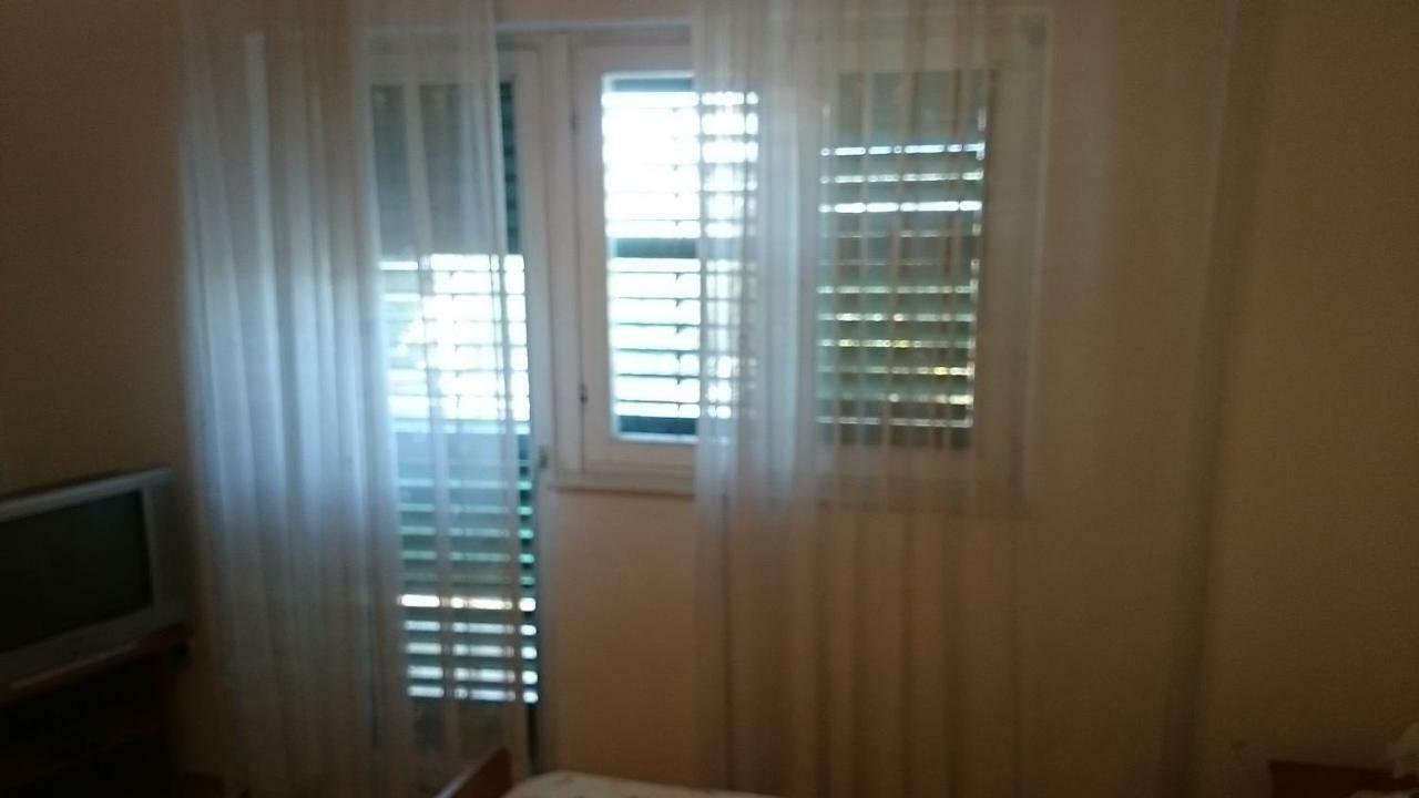 Apartman Palme Hotel ชิเบนิก ภายนอก รูปภาพ