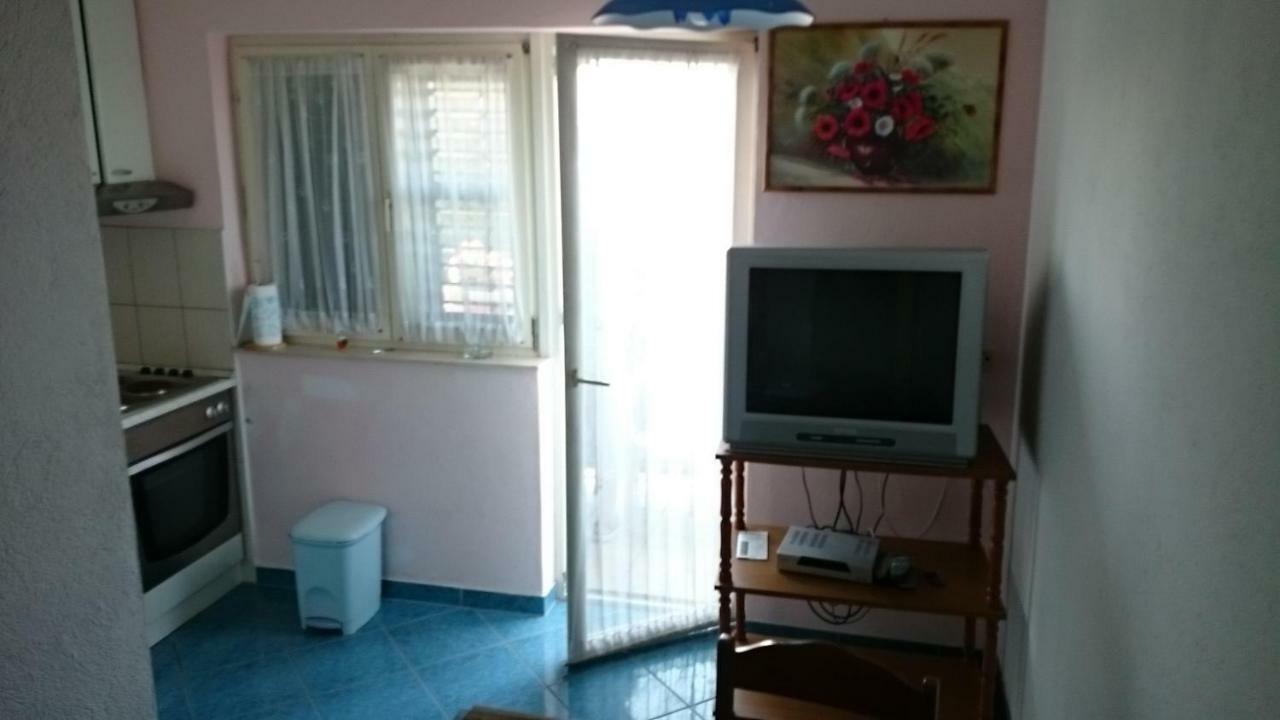 Apartman Palme Hotel ชิเบนิก ภายนอก รูปภาพ